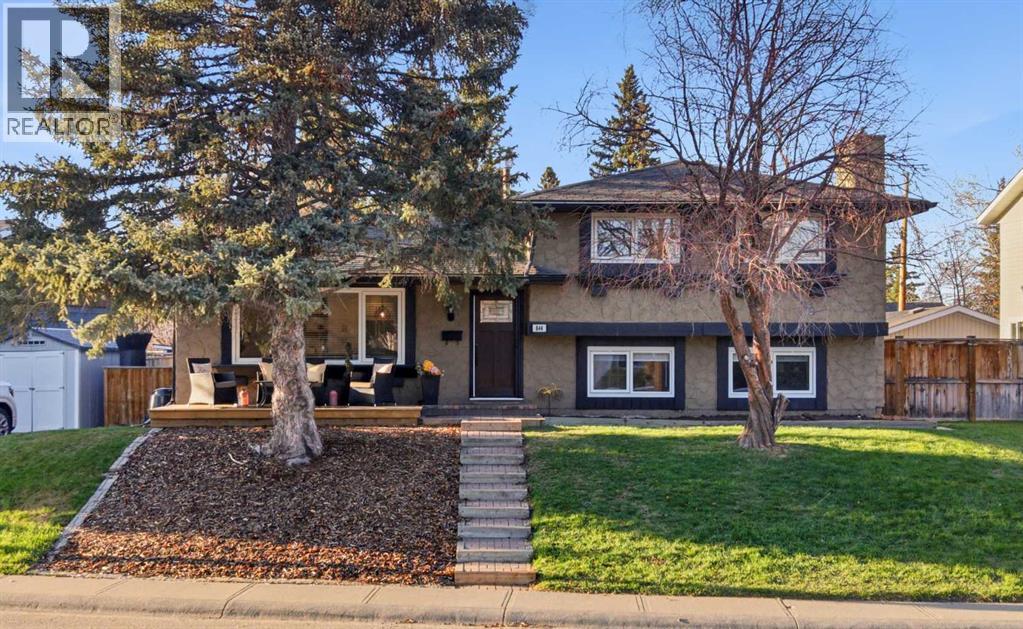 844 Lake Lucerne Drive Se, Calgary, Alberta  T2J 3H3 - Photo 3 - A2299357