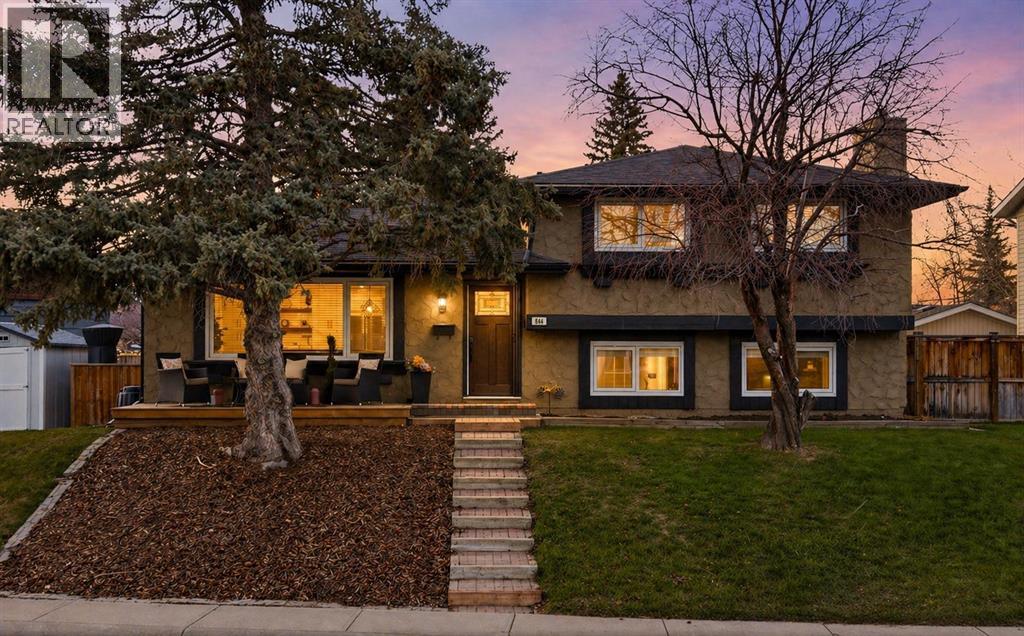 844 Lake Lucerne Drive Se, Calgary, Alberta  T2J 3H3 - Photo 5 - A2299357