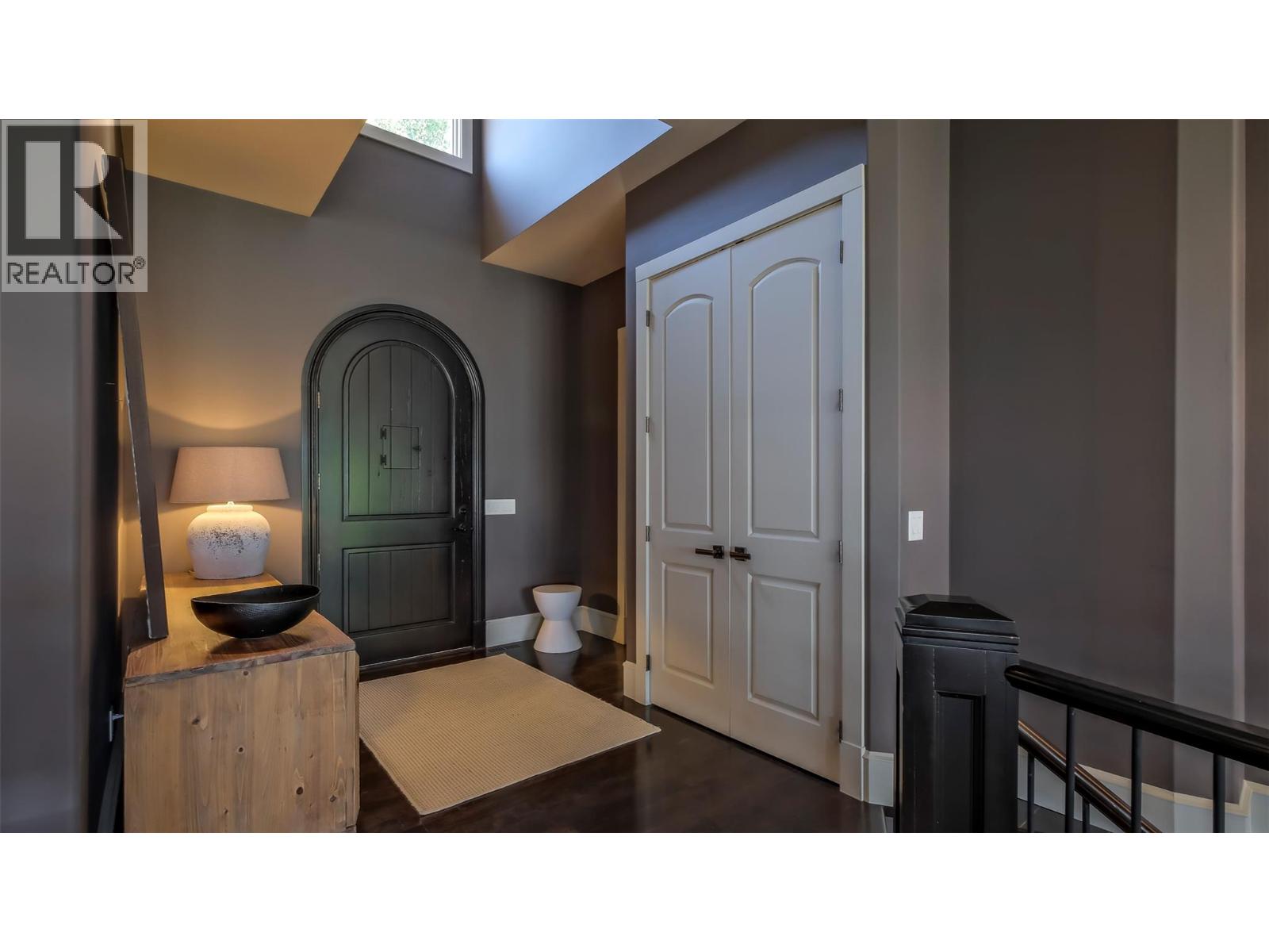 1749 Capistrano Drive, Kelowna, British Columbia  V1V 2Z3 - Photo 8 - 10385473