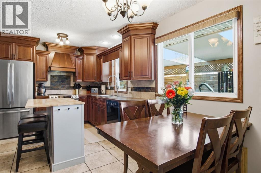 5502 56 Street, Olds, Alberta  T4H 1J9 - Photo 7 - A2306276