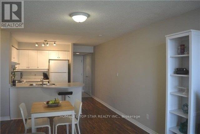 911 - 8 Rean Drive S, Toronto, Ontario  M2K 3B9 - Photo 12 - C13070856
