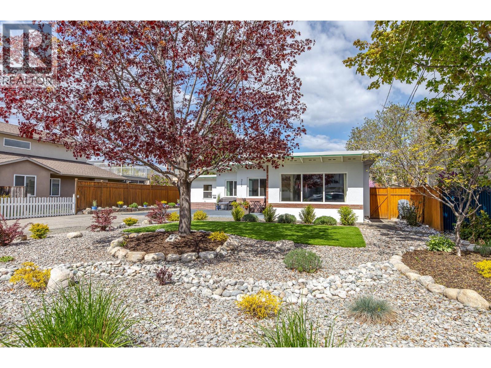 217 Lee Avenue, Penticton, British Columbia  V2A 3V9 - Photo 5 - 10385723