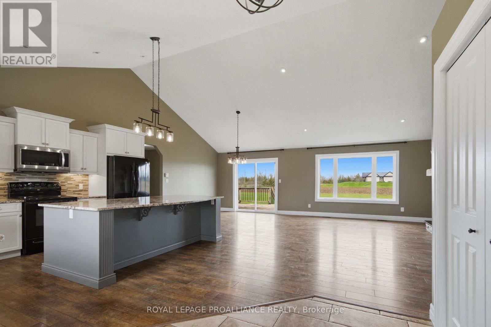 1585 Casey Road, Belleville, Ontario  K8N 4Z6 - Photo 4 - X13068068