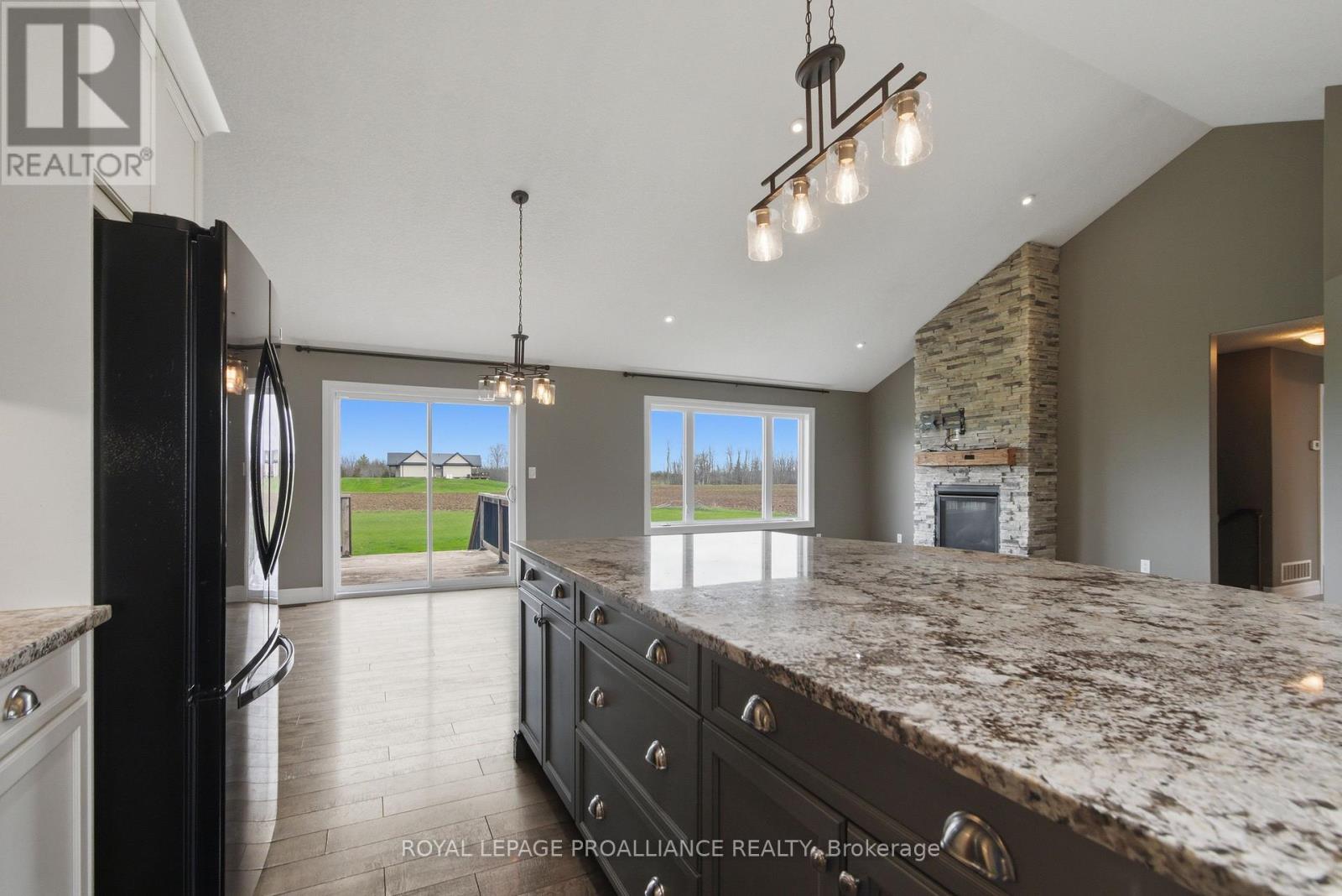 1585 Casey Road, Belleville, Ontario  K8N 4Z6 - Photo 8 - X13068068