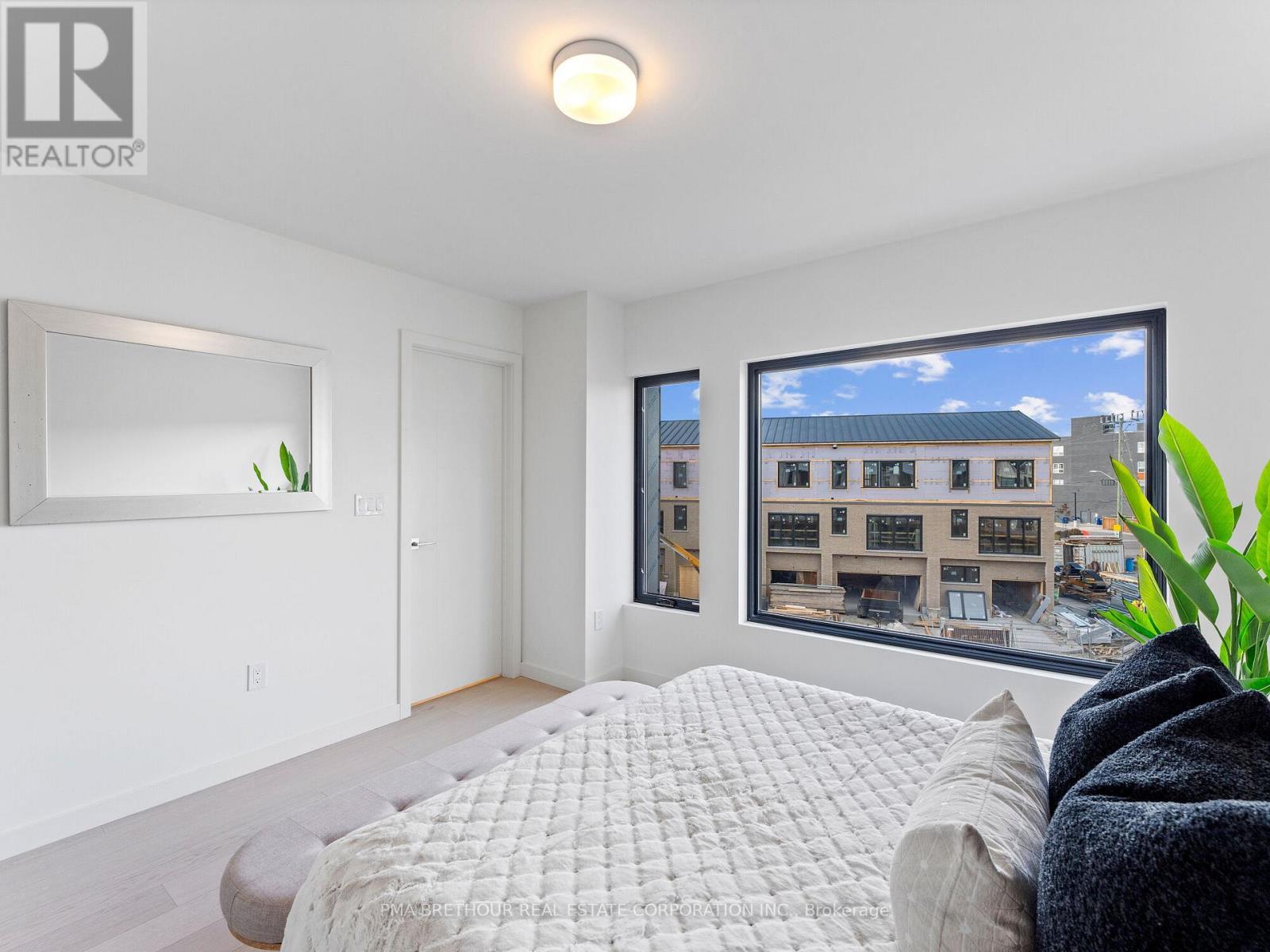 18 Rainwater Lane, Barrie, Ontario  L4N 9J6 - Photo 42 - S13070836