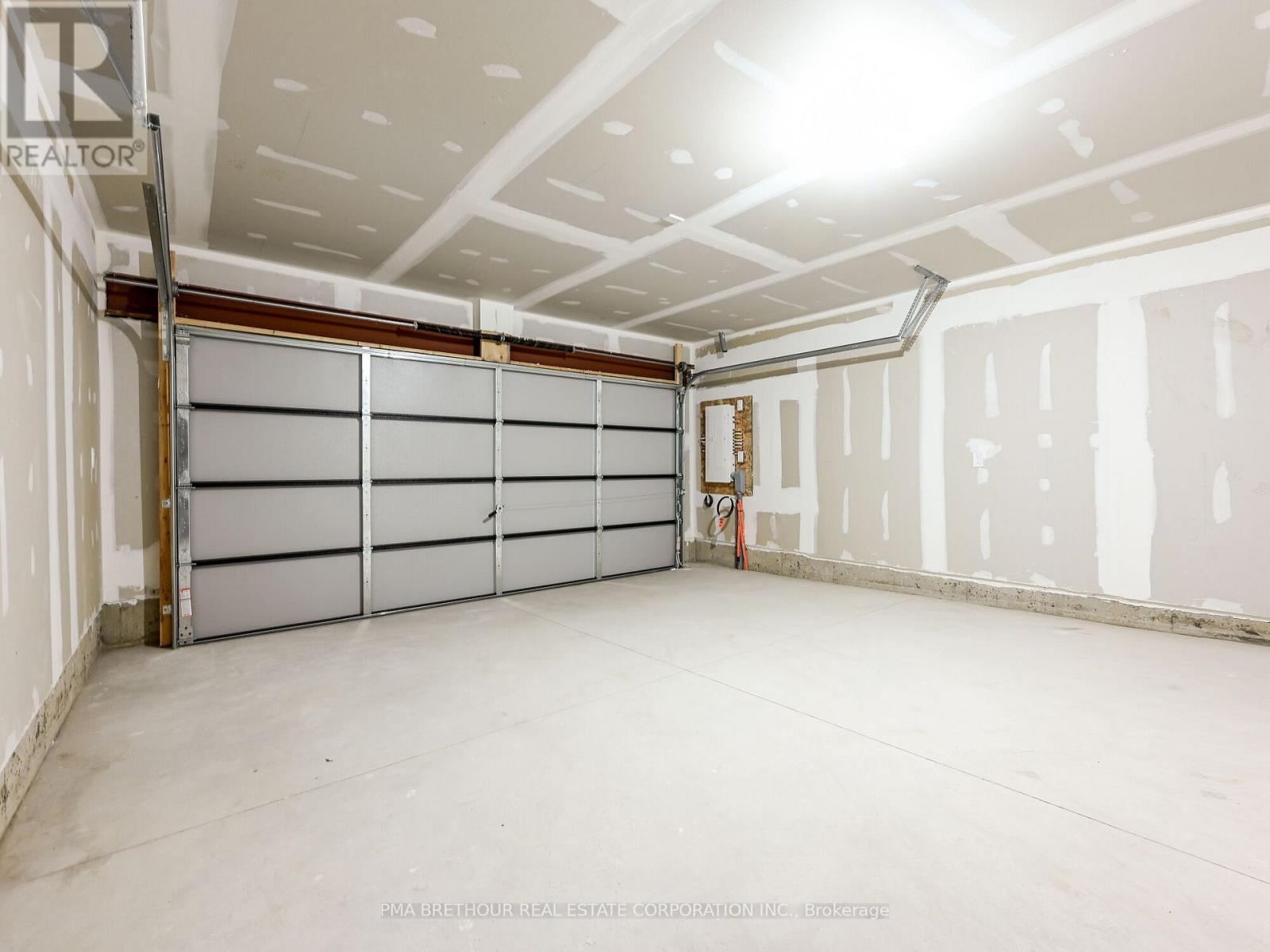 18 Rainwater Lane, Barrie, Ontario  L4N 9J6 - Photo 48 - S13070836