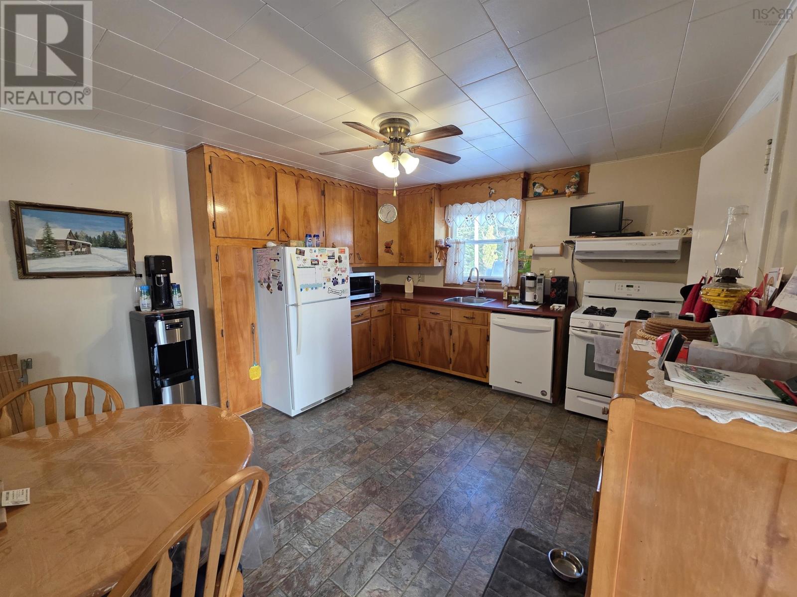 1348 Grand Lake Road, Grand Lake, Nova Scotia  B1M 1A1 - Photo 9 - 202601116