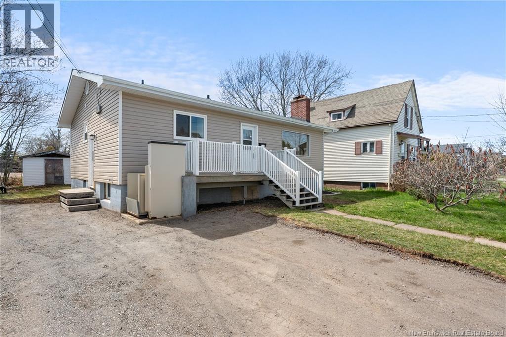 34 Atkinson Avenue, Moncton, New Brunswick  E1C 7S3 - Photo 3 - NB138251
