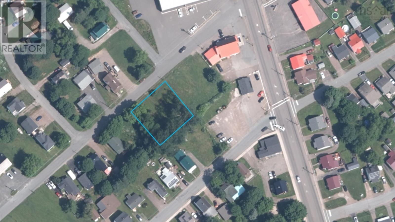 8 Newton Avenue, Amherst, Nova Scotia