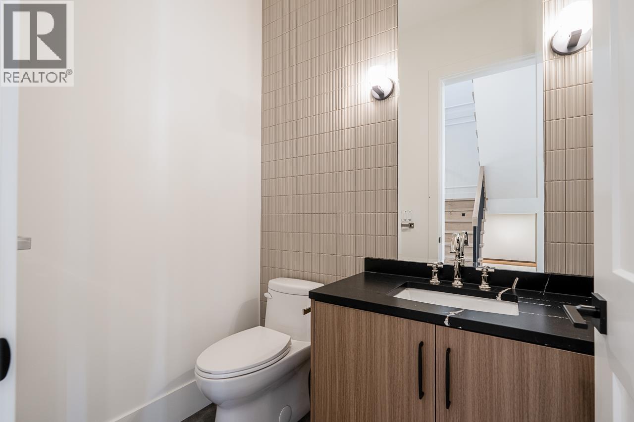1221 Stellers Jay Place, Tsawwassen, British Columbia  V4M 2A9 - Photo 16 - R3118269