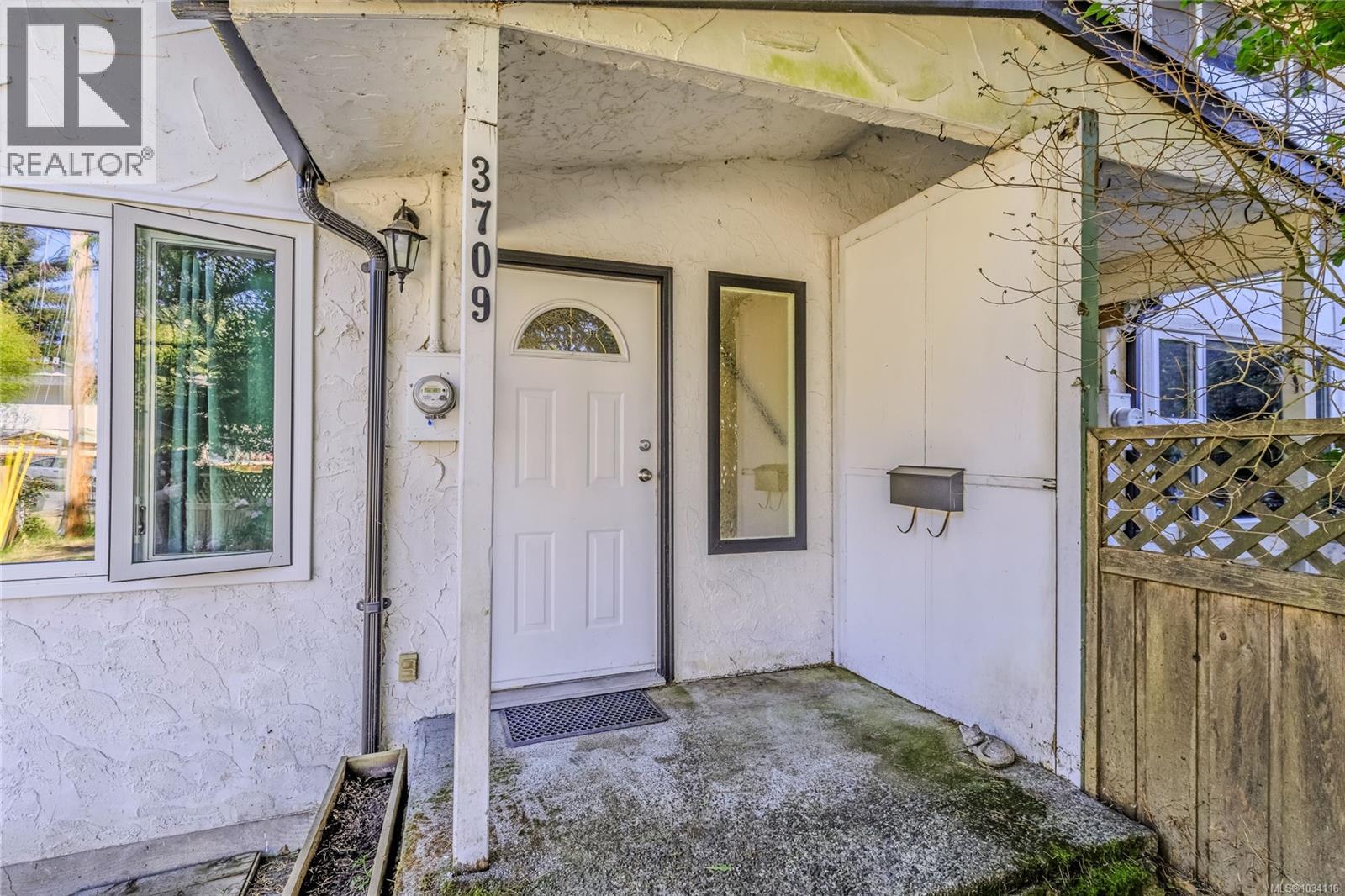 3709 Long Lake Terr, Nanaimo, British Columbia  V9T 2V2 - Photo 4 - 1034116