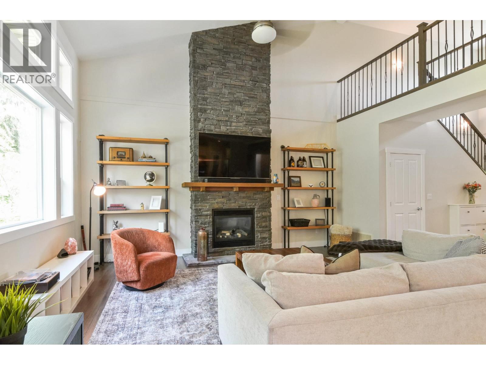 13573 229 Loop, Maple Ridge, British Columbia  V4R 0E5 - Photo 7 - R3117841