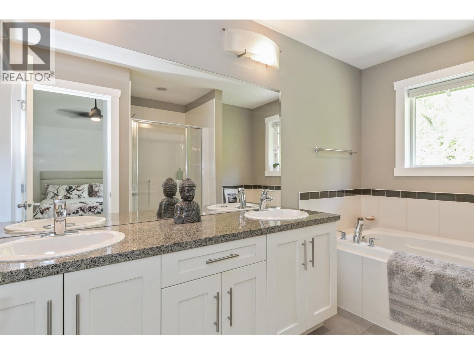13573 229 Loop, Maple Ridge, British Columbia  V4R 0E5 - Photo 20 - R3117841
