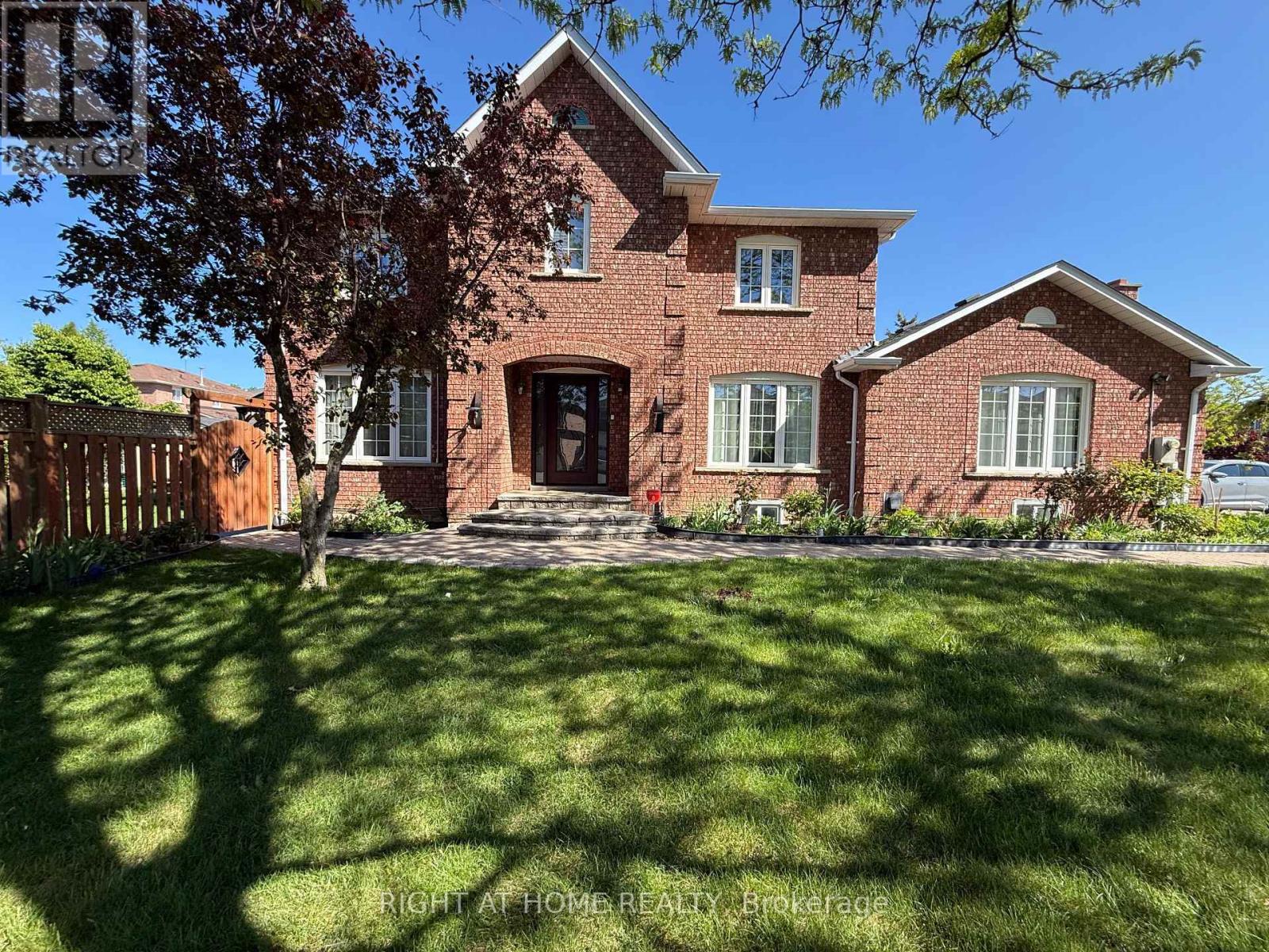 7405 ASPEN AVENUE, Mississauga, Ontario