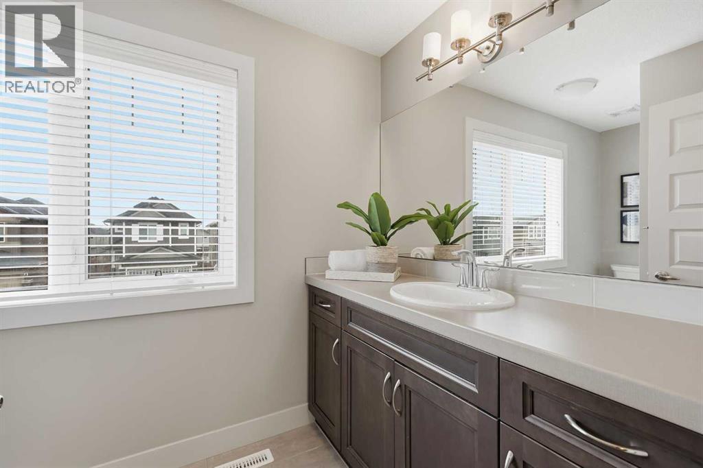 86 Panton View NW, Calgary, Alberta  T3K 0X6 - Photo 35 - A2304408