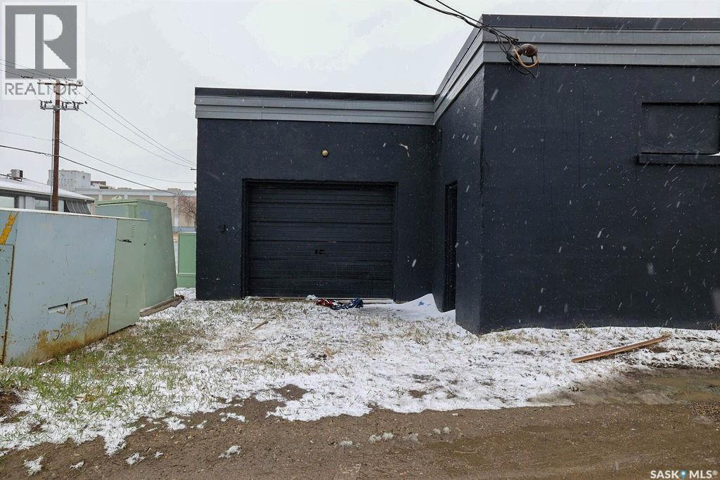 1304 Hamilton Street, Regina, Saskatchewan  S4R 2B5 - Photo 19 - SK034457