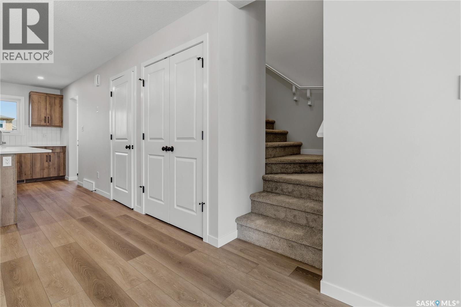 3156 Green Turtle Road, Regina, Saskatchewan  S4V 4C5 - Photo 8 - SK034376