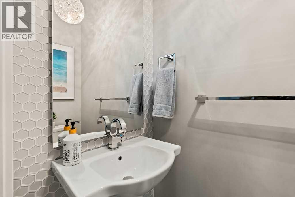 2825 35 Street SW, Calgary, Alberta  T3E 2Y4 - Photo 19 - A2305226