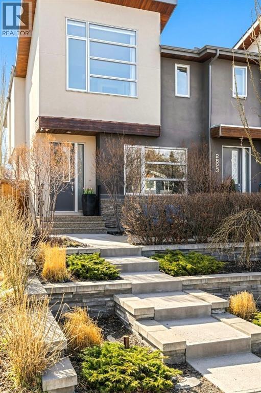 2825 35 Street SW, Calgary, Alberta  T3E 2Y4 - Photo 1 - A2305226