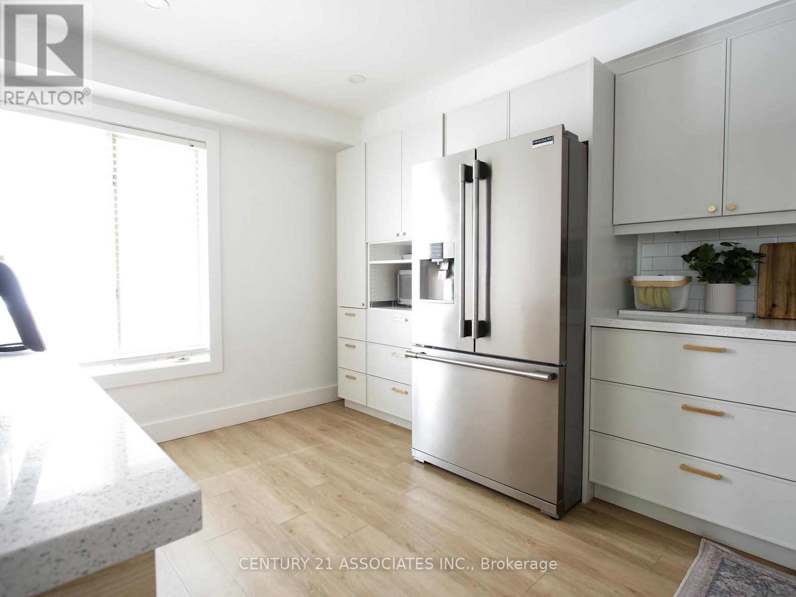 77 Thornlodge Drive, Hamilton, Ontario  L0R 3H3 - Photo 6 - X13070756
