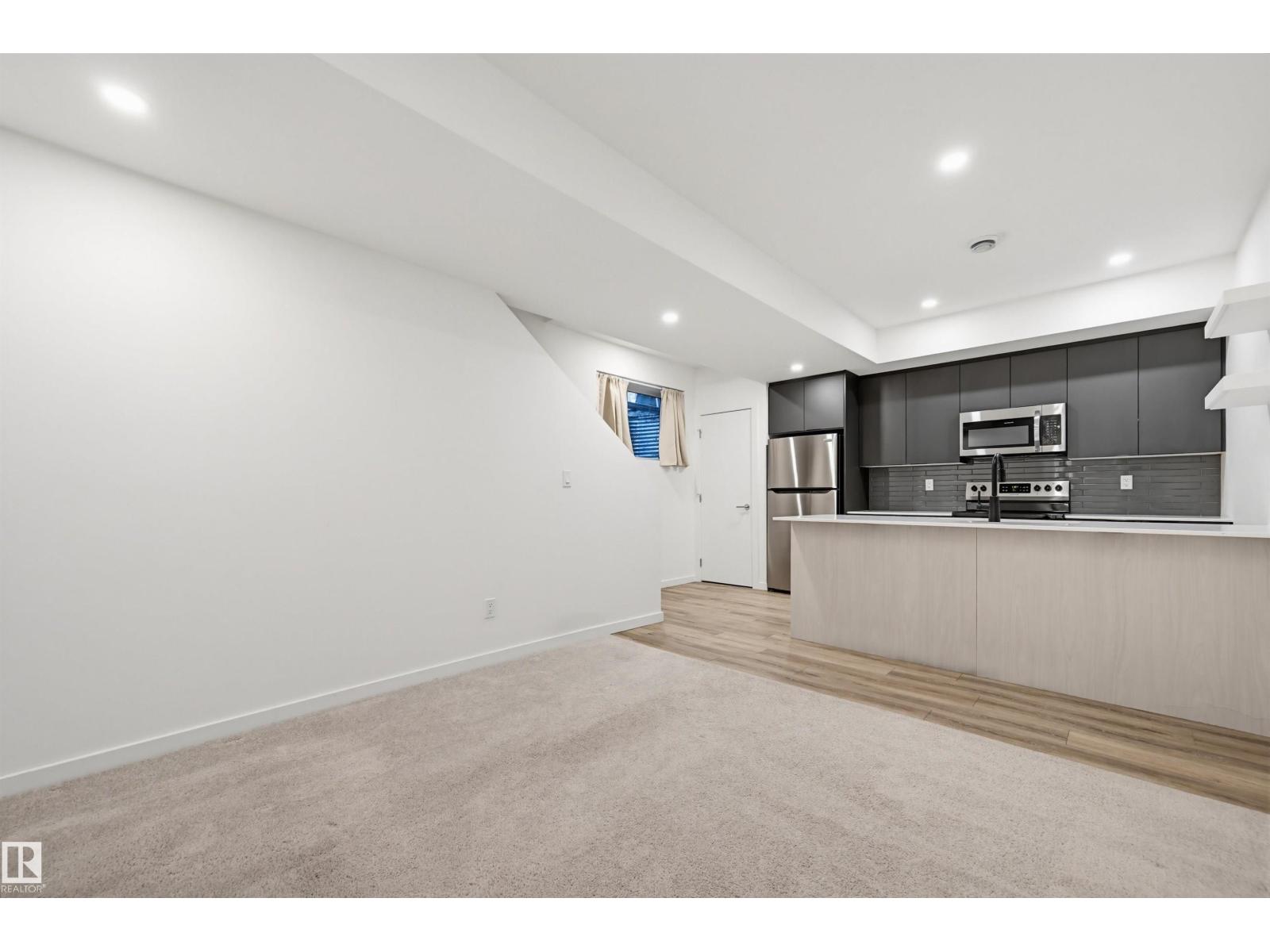 8518 79 Av Nw, Edmonton, Alberta  T6C 0R4 - Photo 39 - E4485259