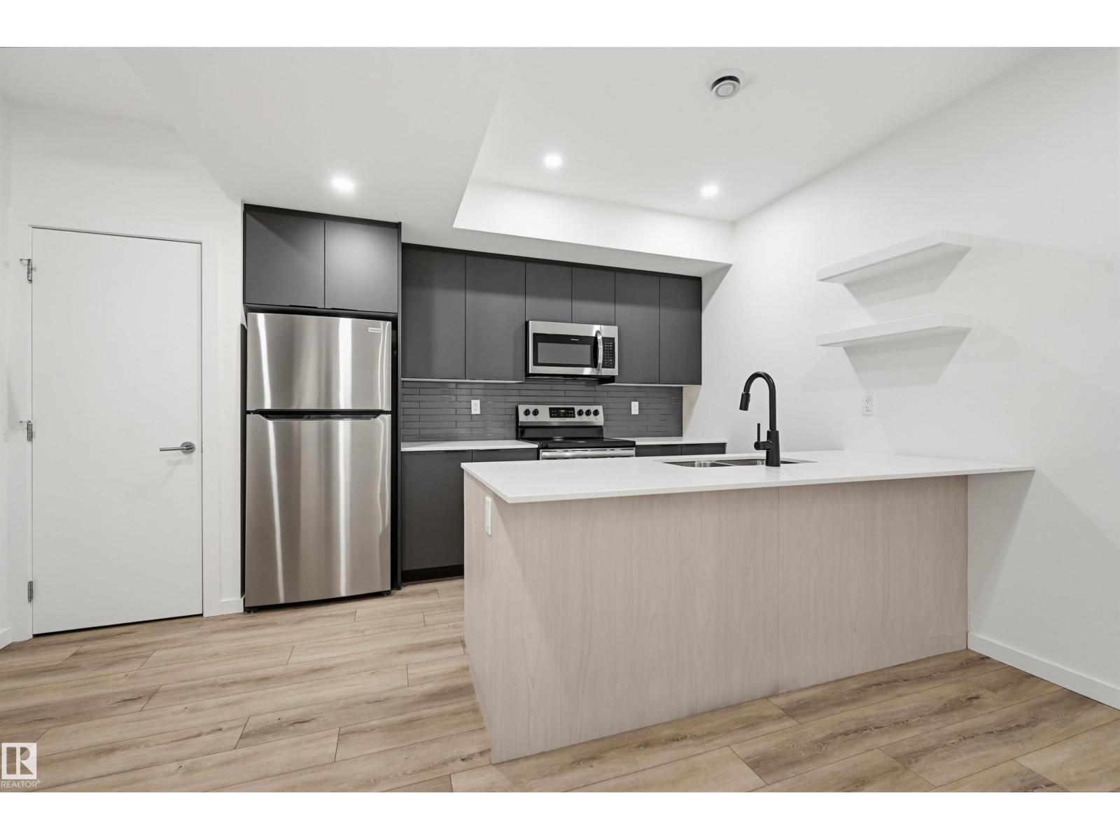8518 79 Av Nw, Edmonton, Alberta  T6C 0R4 - Photo 36 - E4485259