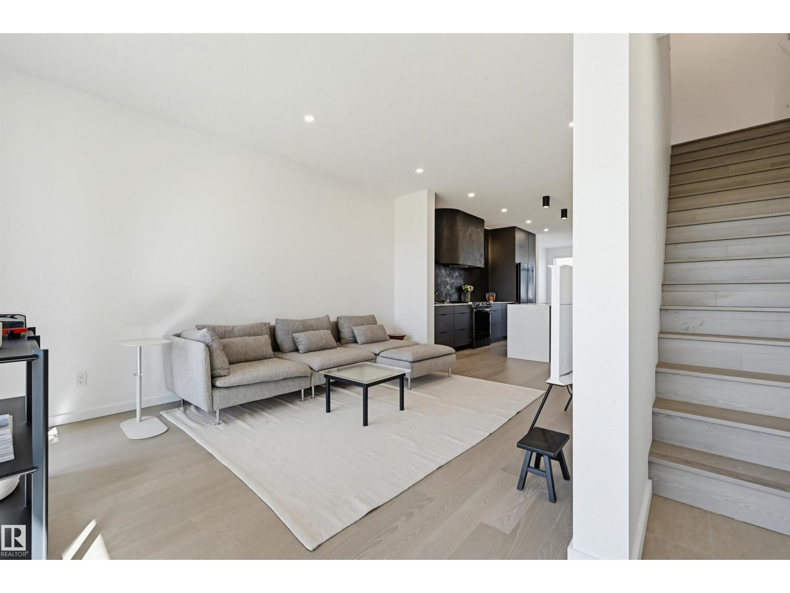 8518 79 Av Nw, Edmonton, Alberta  T6C 0R4 - Photo 11 - E4485259