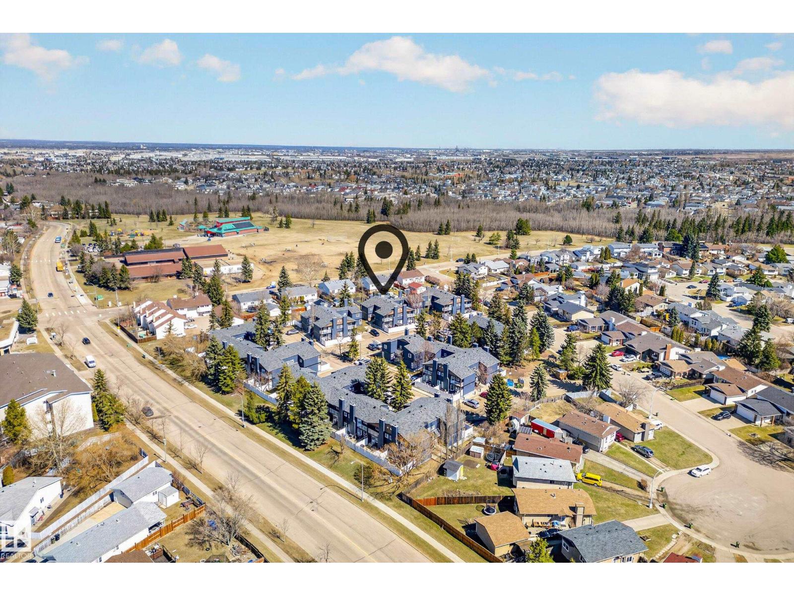 3584 42 St Nw, Edmonton, Alberta  T6L 5A1 - Photo 2 - E4485260