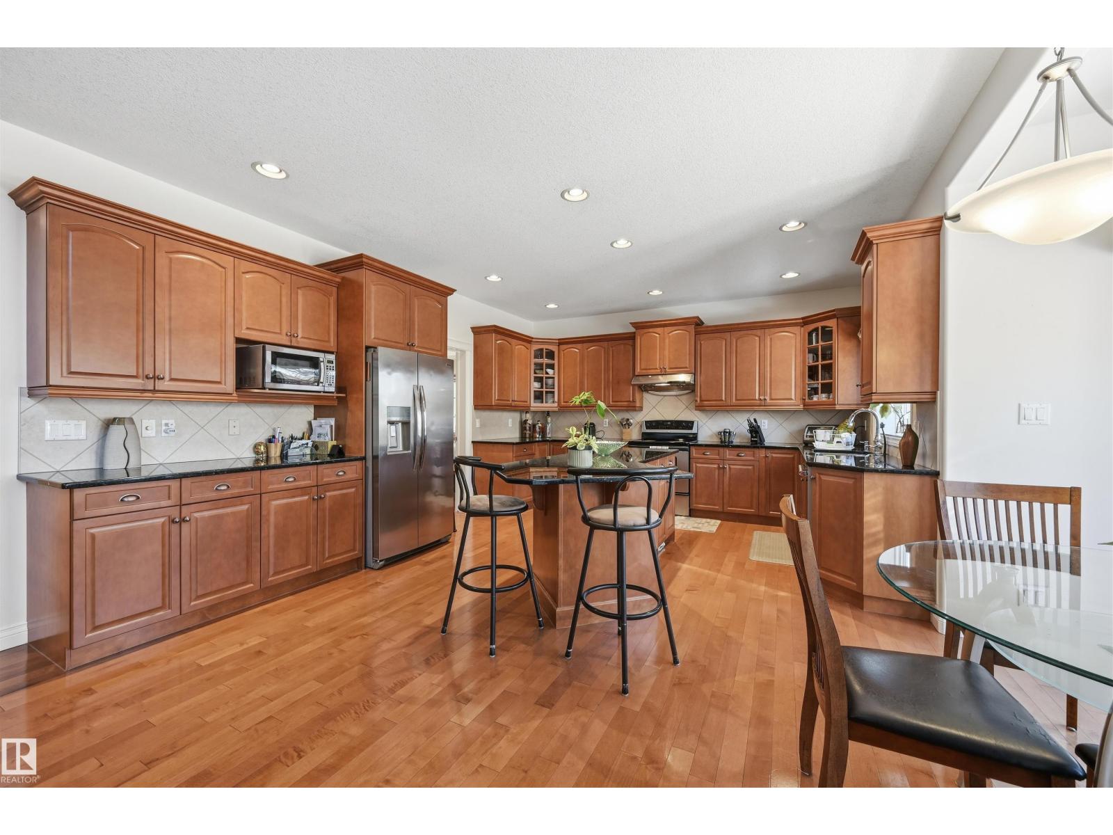 1198 Hollands Wy Nw, Edmonton, Alberta  T6R 3S9 - Photo 15 - E4485252