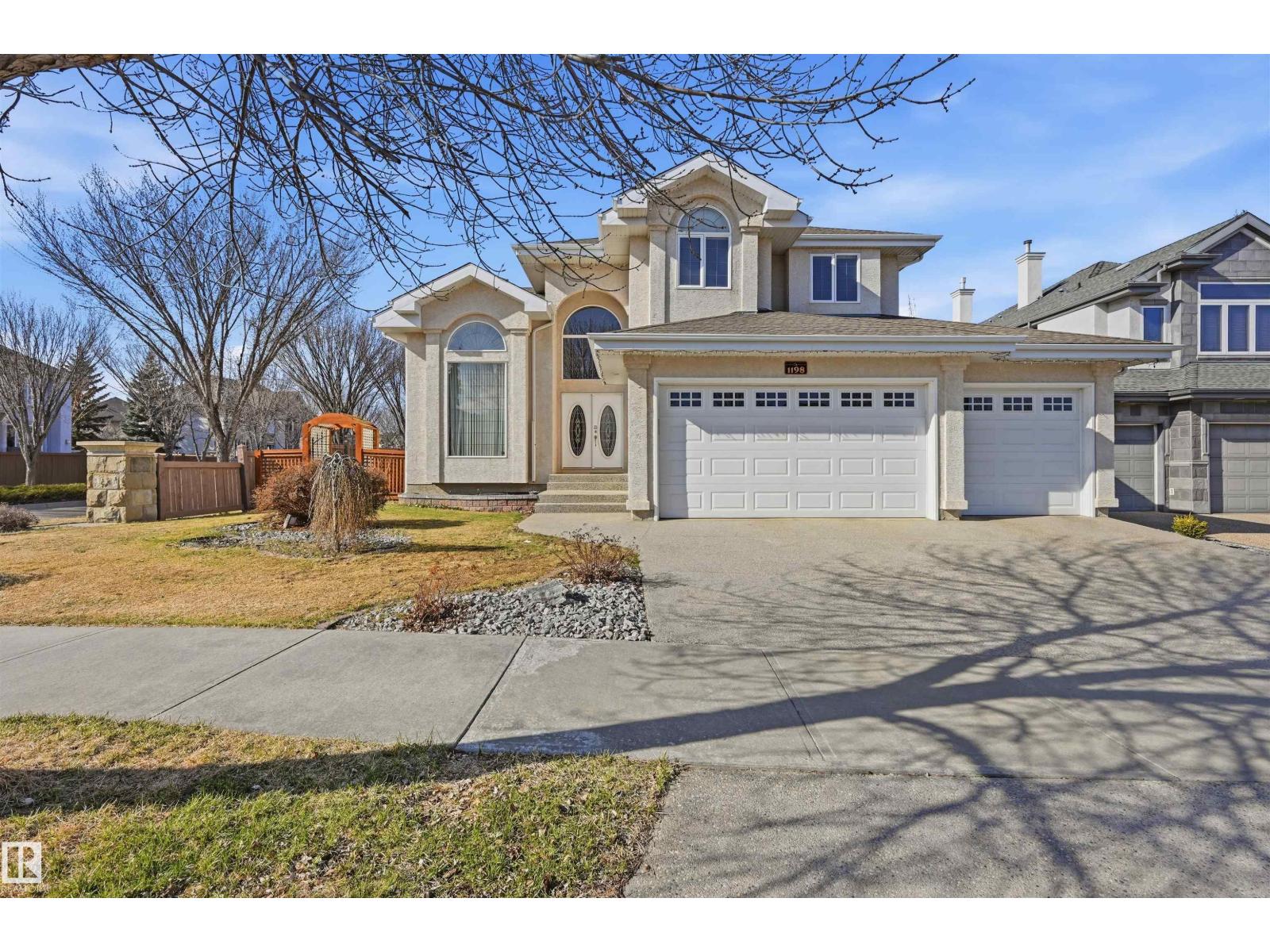 1198 Hollands Wy Nw, Edmonton, Alberta  T6R 3S9 - Photo 2 - E4485252