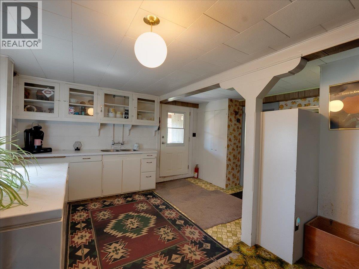 1448 Pass Creek Road, Castlegar, British Columbia  V1N 4S2 - Photo 40 - 10385233