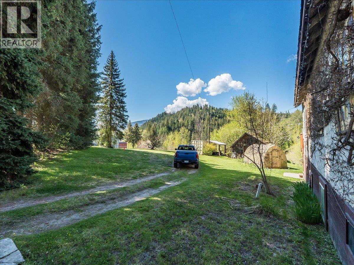 1448 Pass Creek Road, Castlegar, British Columbia  V1N 4S2 - Photo 74 - 10385233