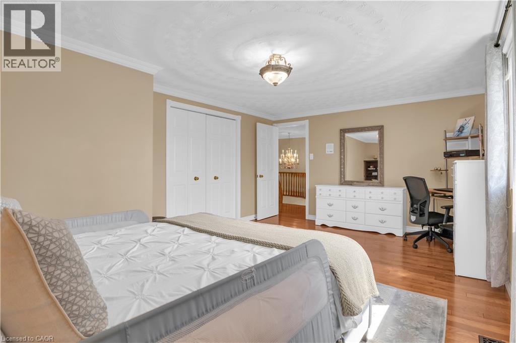228 Michener Crescent, Kitchener, Ontario  N2A 3V7 - Photo 33 - 40826274