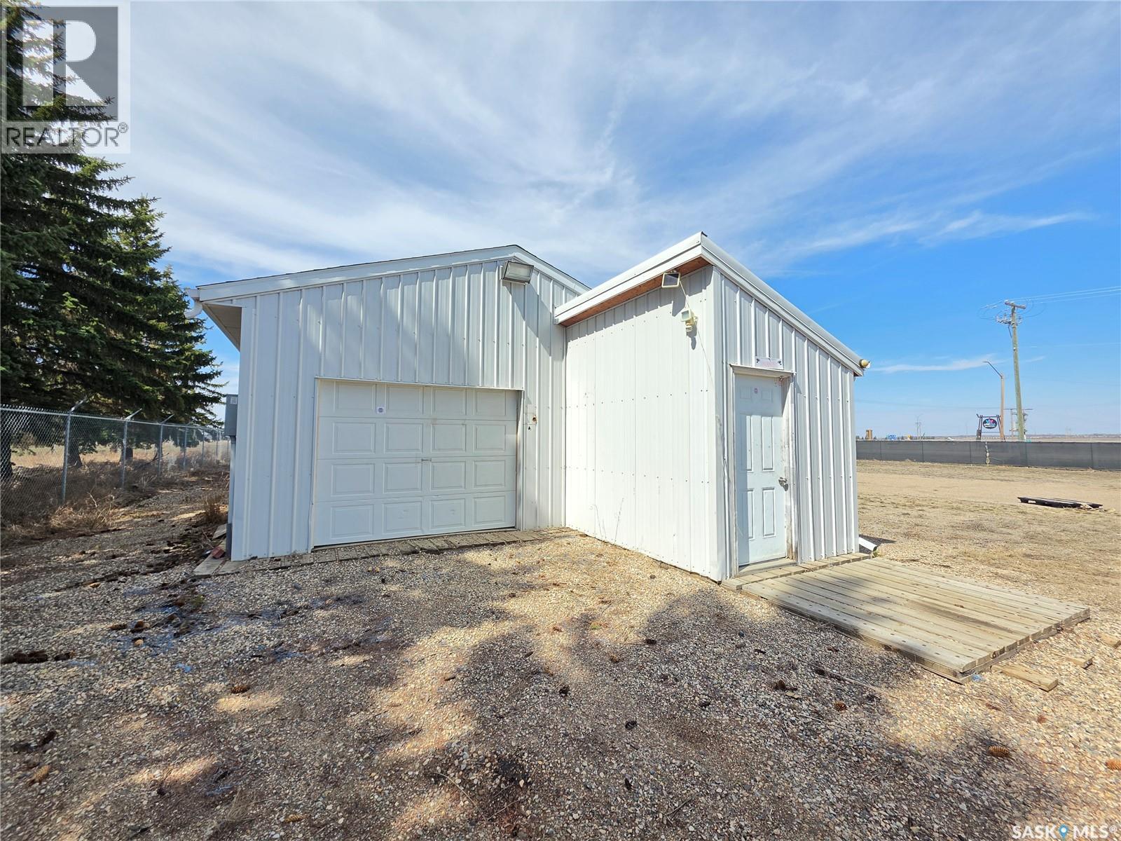 591 35th Street W, Battleford, Saskatchewan  S0M 0E0 - Photo 9 - SK026054