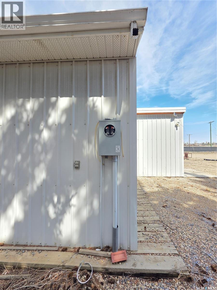 591 35th Street W, Battleford, Saskatchewan  S0M 0E0 - Photo 8 - SK026054