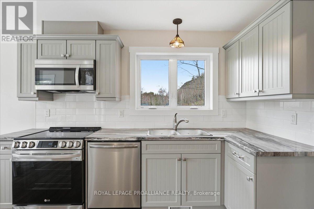 530 Addington Rd 5, Addington Highlands, Ontario  K0H 1K0 - Photo 3 - X13070890