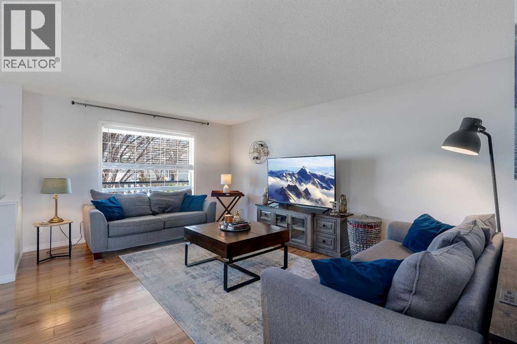79 Mt Apex Green SE, Calgary, Alberta  T2Z 2V4 - Photo 6 - A2303824