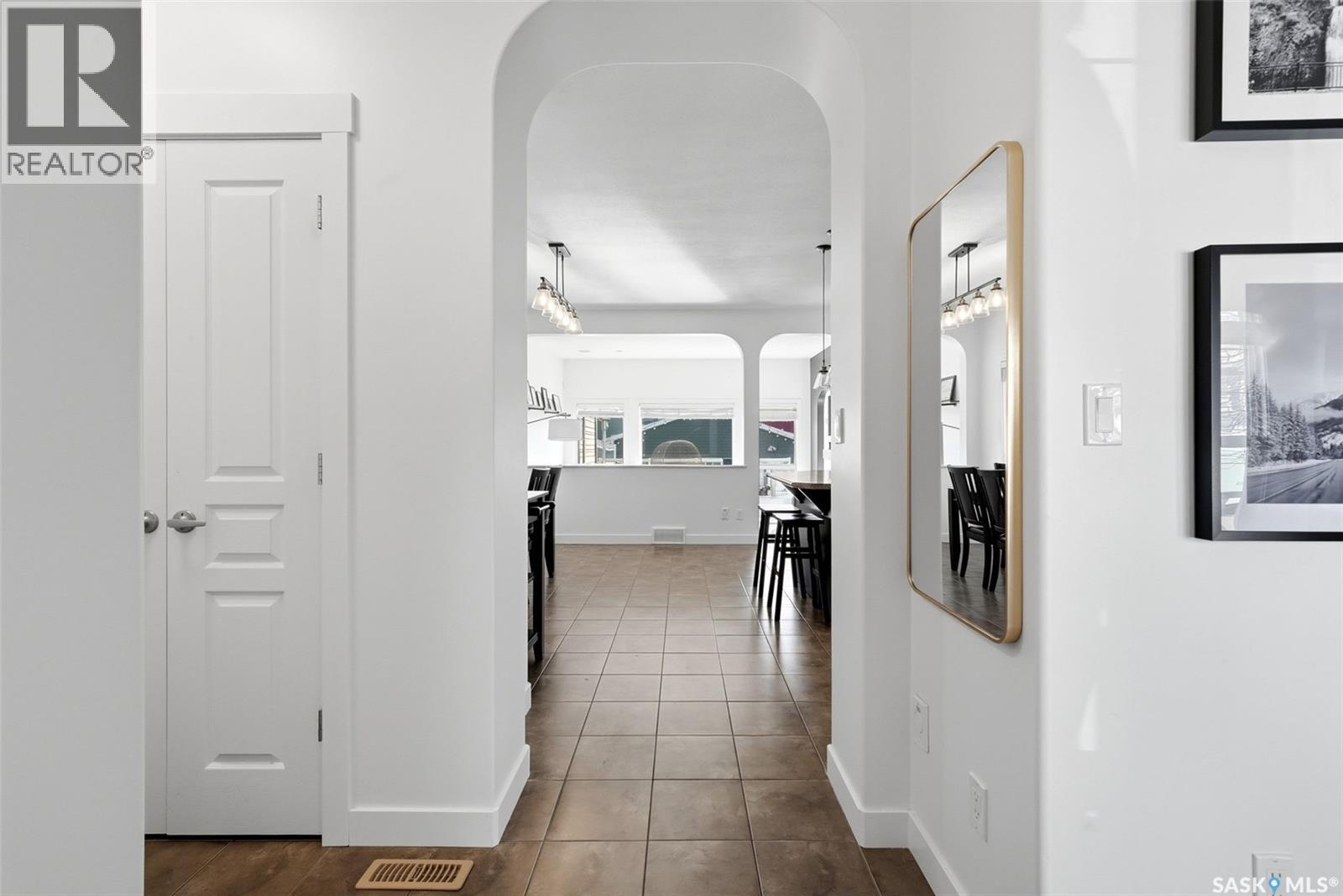 3644 Green Moss Lane, Regina, Saskatchewan  S4V 1M2 - Photo 3 - SK034607