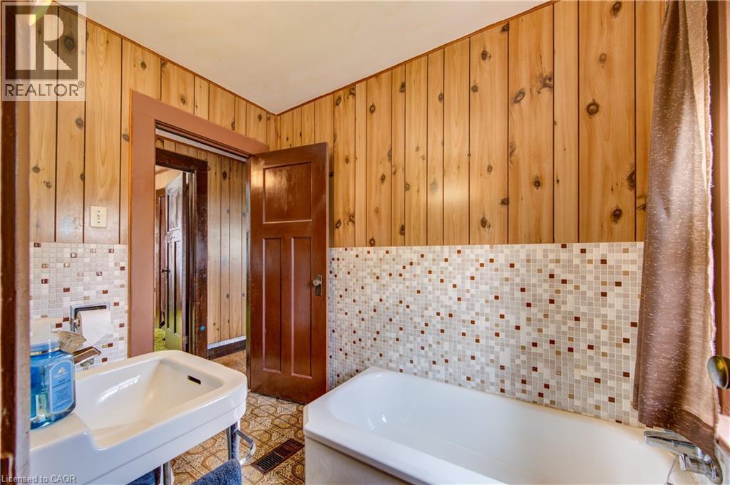 111 Simeon Street, Kitchener, Ontario  N2H 1S6 - Photo 15 - 40820214