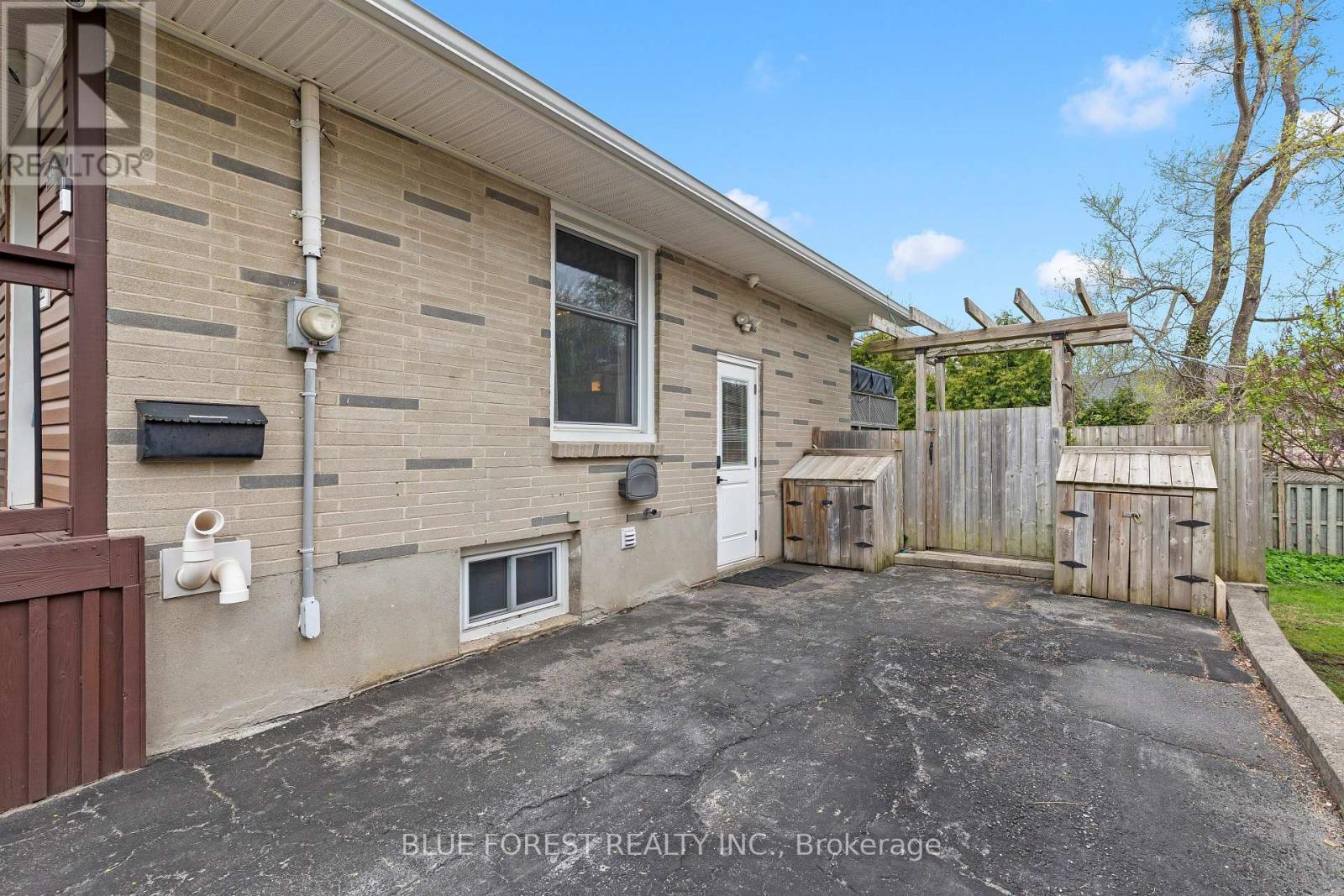 436 Baseline Road E, London South, Ontario  N6C 2P6 - Photo 44 - X13071278