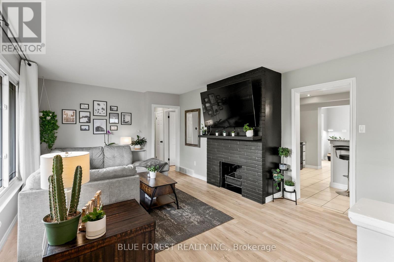 436 Baseline Road E, London South, Ontario  N6C 2P6 - Photo 6 - X13071278