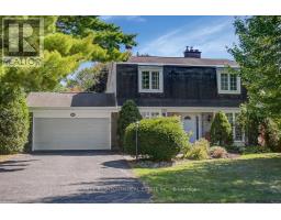 10 COSBURN AVENUE, Ottawa, Ontario