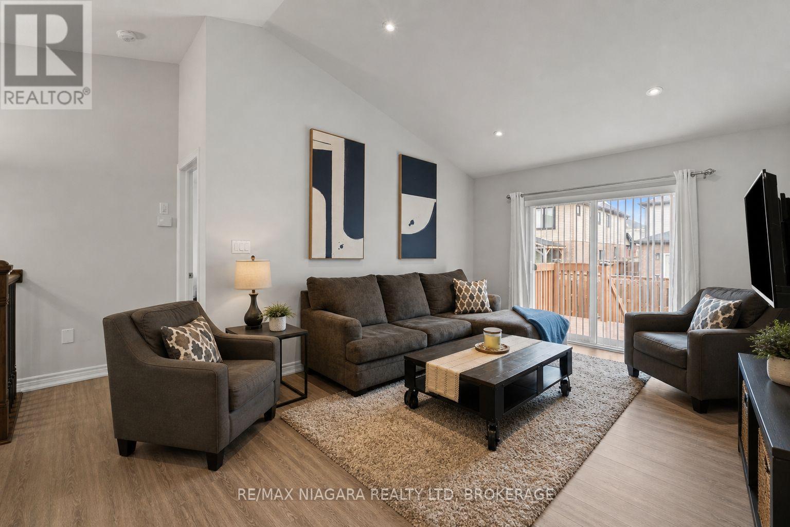 127 Acacia Road, Pelham, Ontario  L0S 1E6 - Photo 8 - X13070878