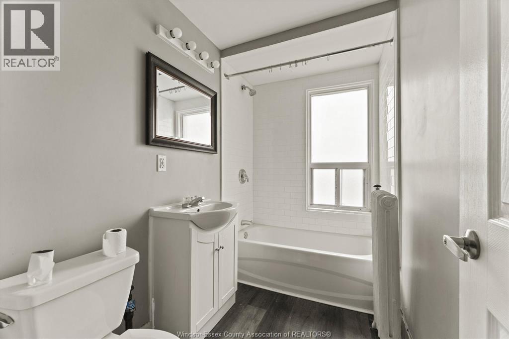 581 Cataraqui Street, Windsor, Ontario  N9A 3P2 - Photo 25 - 26009840