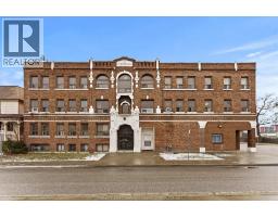 581 CATARAQUI STREET, Windsor, Ontario