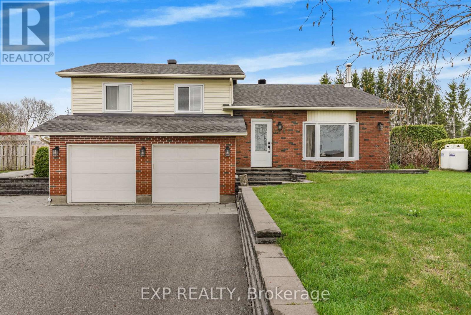 564 DU GOLF ROAD, Clarence-Rockland, Ontario