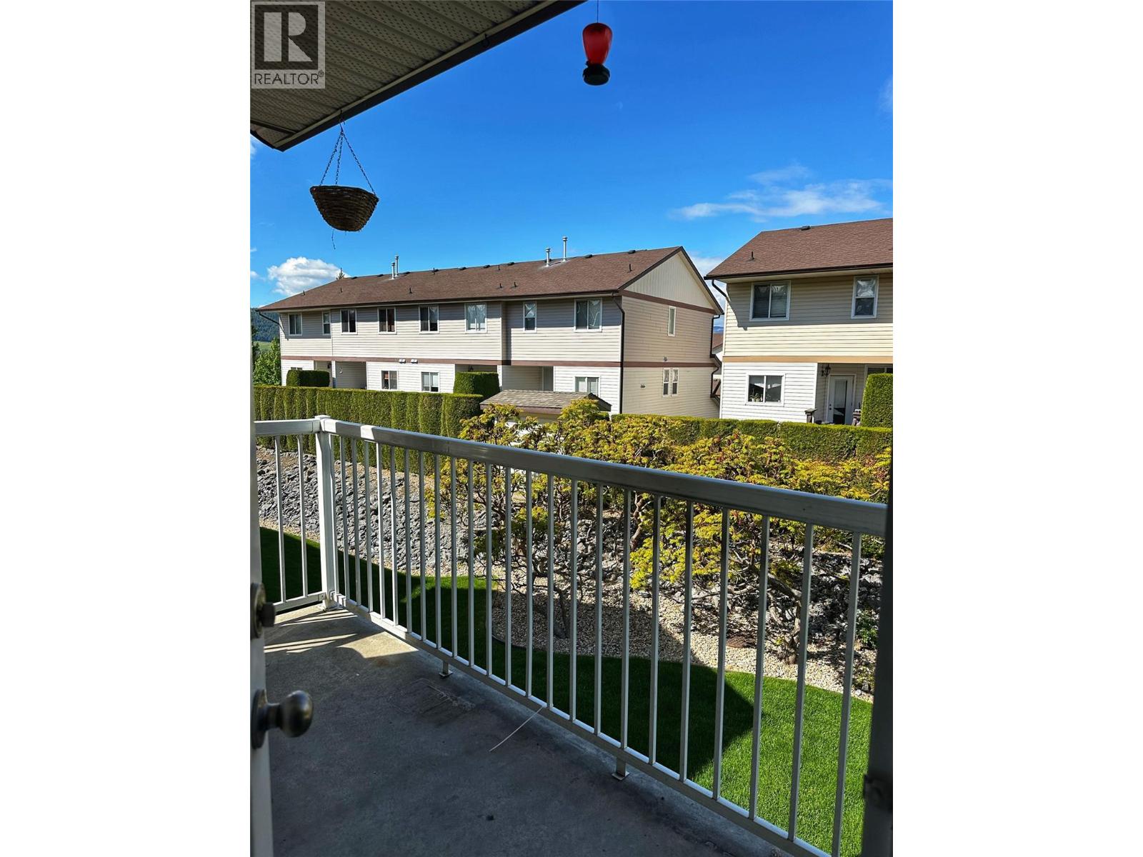 5901 Heritage Drive Unit# 5, Vernon, British Columbia  V1H 1Z5 - Photo 3 - 10349153