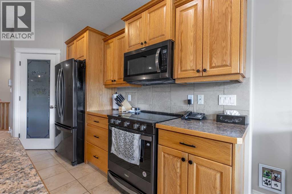 630 Couleecreek Place S, Lethbridge, Alberta  T1K 8C1 - Photo 10 - A2306026