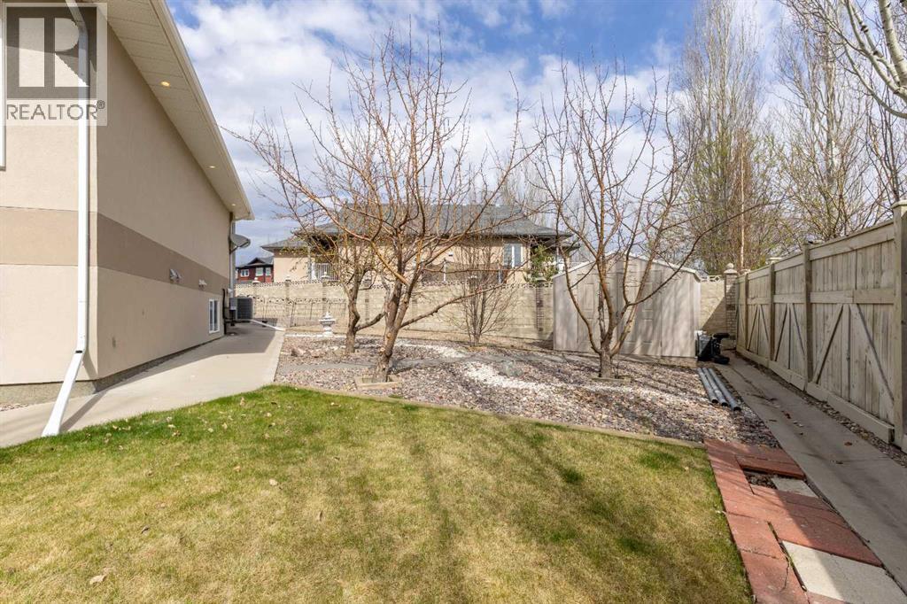 630 Couleecreek Place S, Lethbridge, Alberta  T1K 8C1 - Photo 38 - A2306026