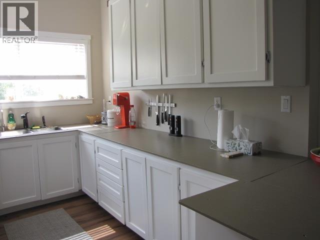 1261 Scheffler Road, 150 Mile House, British Columbia  V0K 2G0 - Photo 8 - R3115754